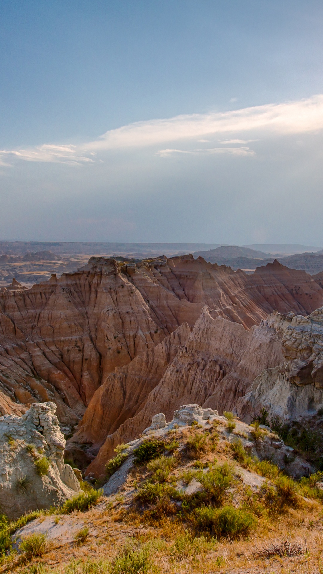 Обои Южная Дакота, национальный парк бедленд, Северная Дакота, бесплодные земли, горный рельеф в разрешении 1080x1920