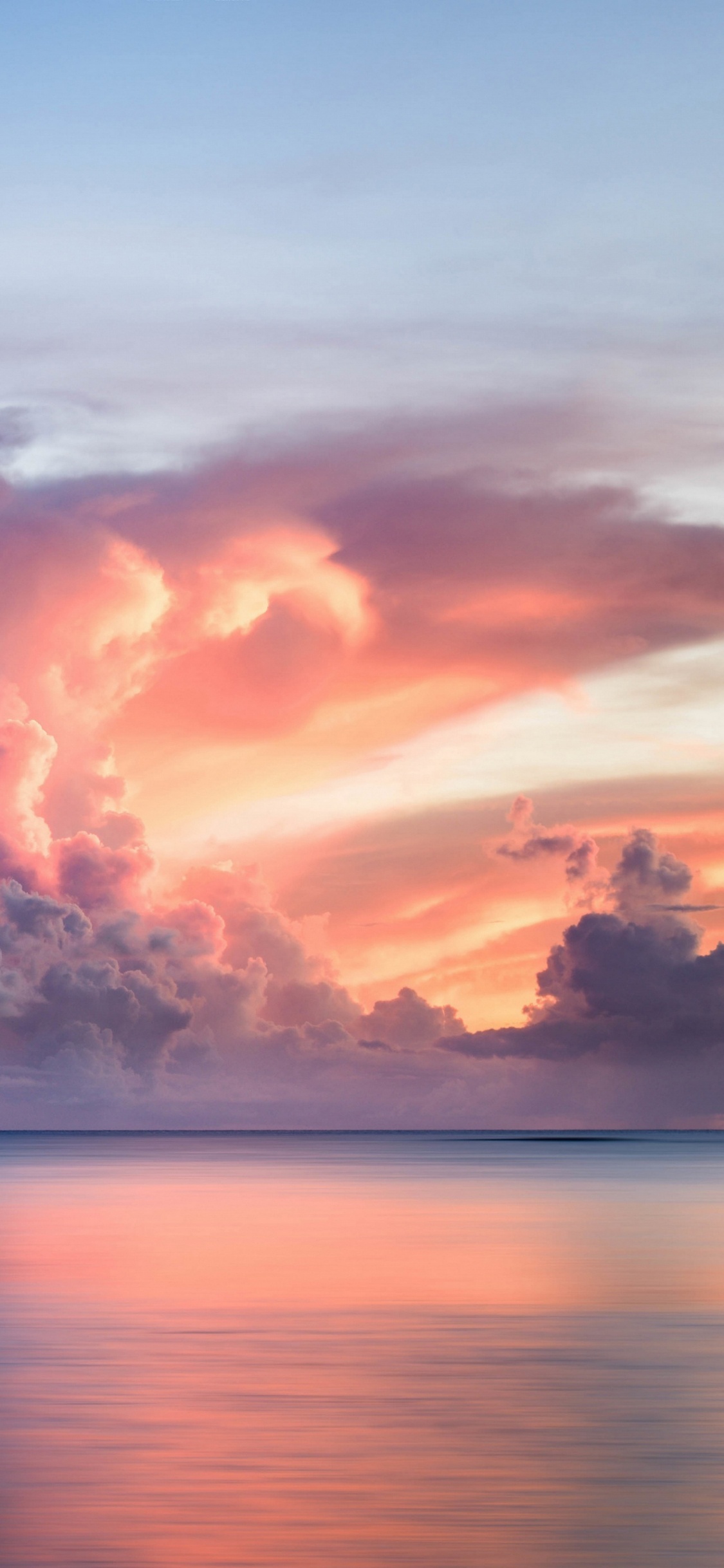 Обои облачный пейзаж, облако, пейзаж, пейзажная живопись, вода в разрешении 1125x2436