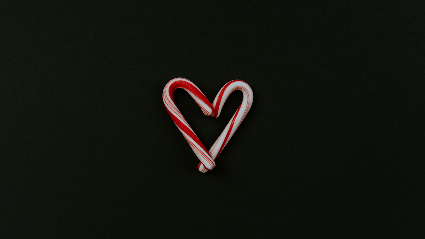 Обои конфета, человеческое тело, орган, сердце, минимализм в разрешении 1366x768