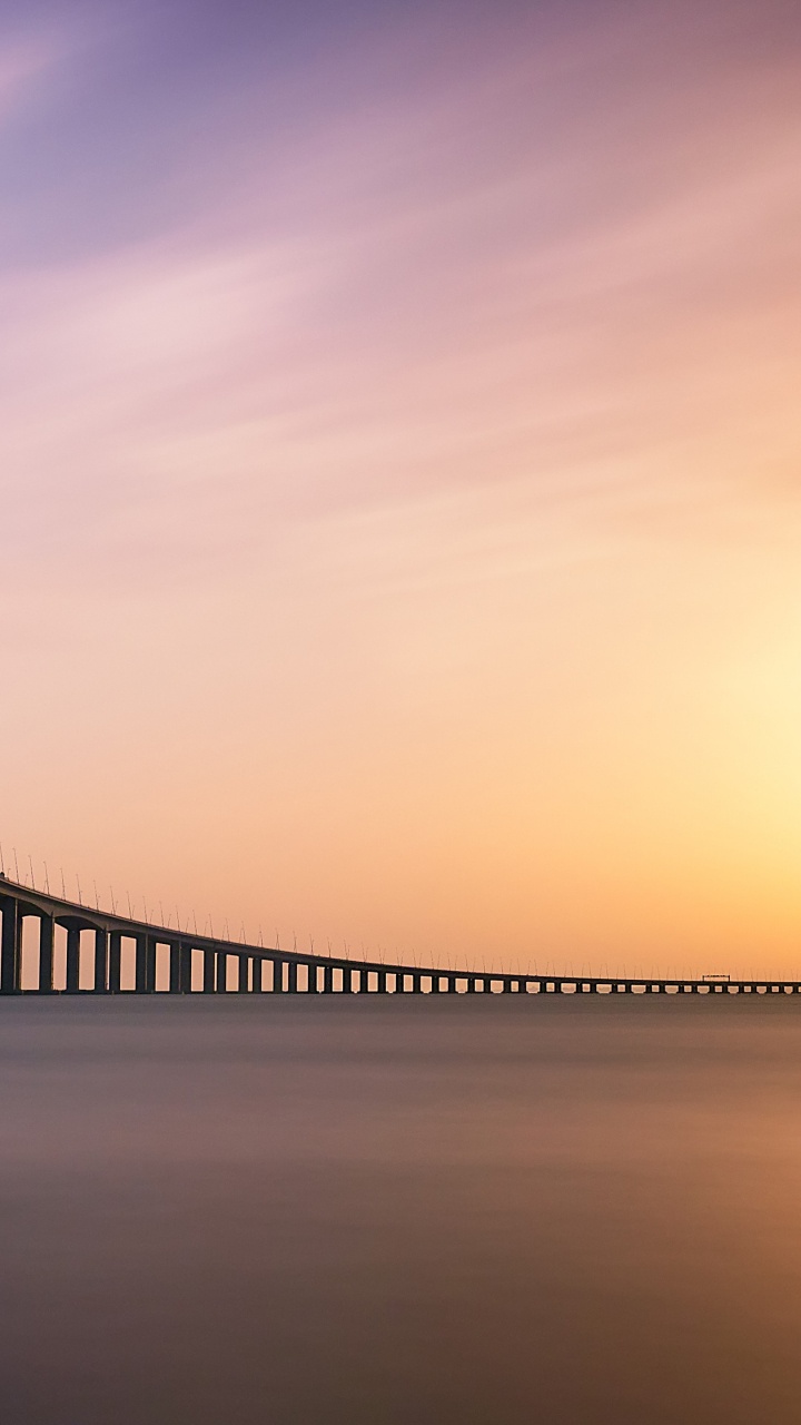 Обои Мост Васко да Гама, вода, облако, водоем, сумрак в разрешении 720x1280