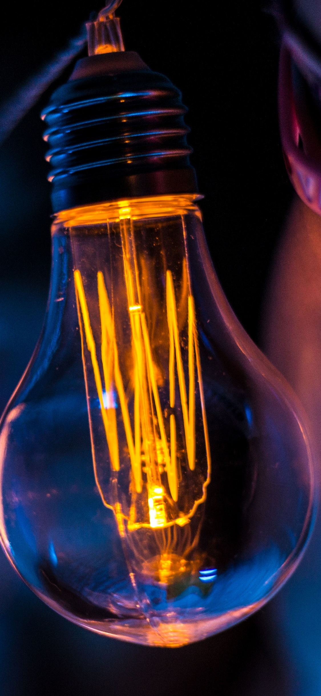 Обои бизнес, синий, свет, желтый, освещение в разрешении 1125x2436