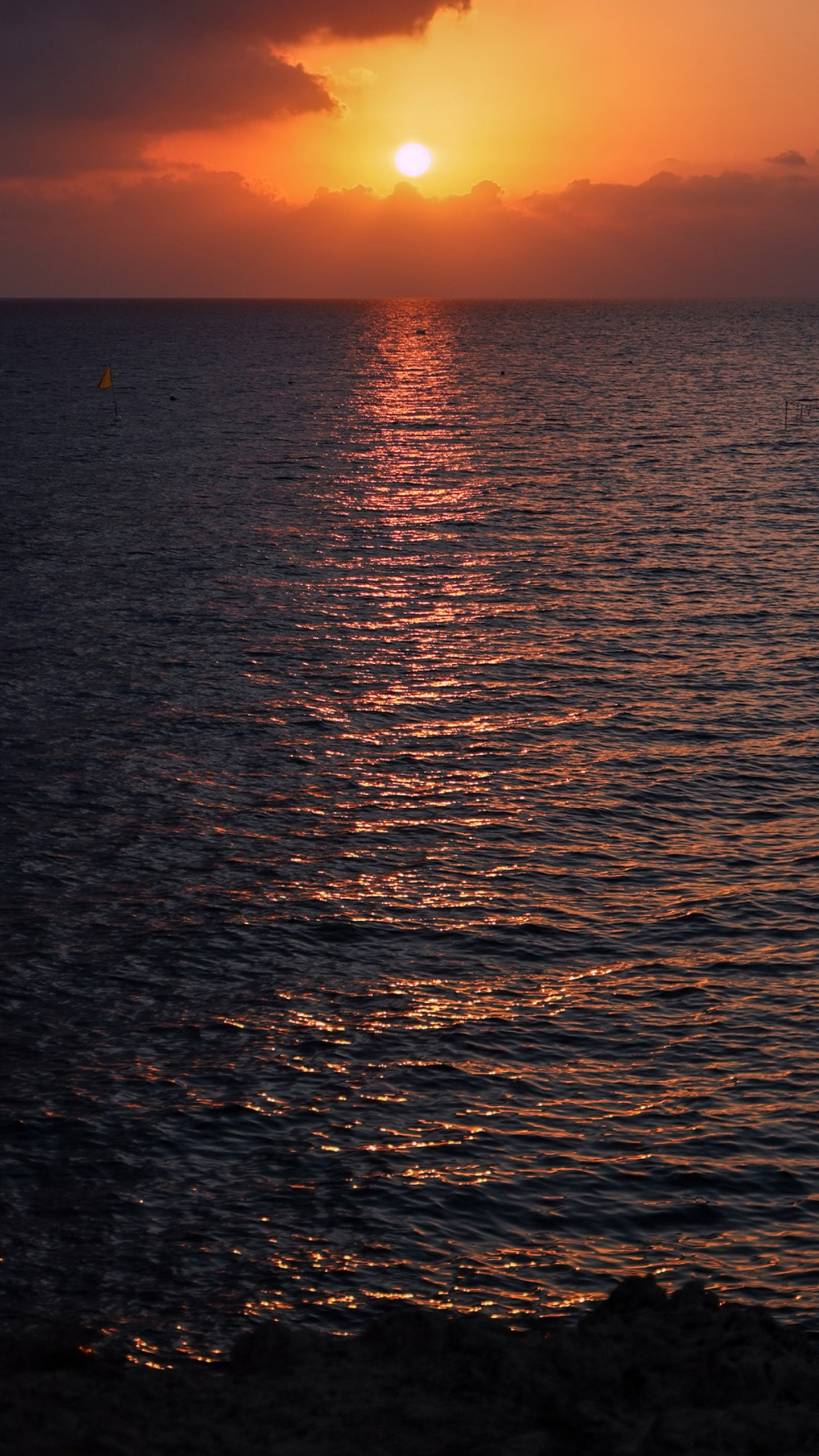 Обои море, вода, облако, атмосфера, гидроресурсы в разрешении 1440x2560