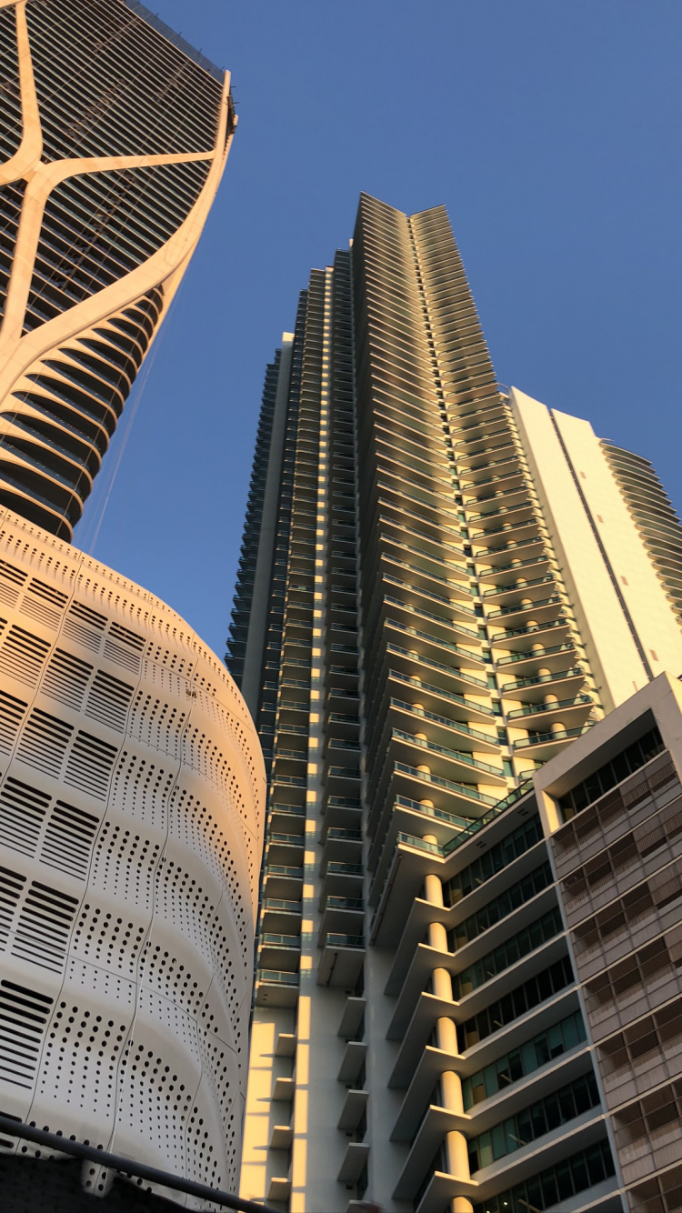 Обои Майами, синий, башня, дневное время, архитектура в разрешении 750x1334