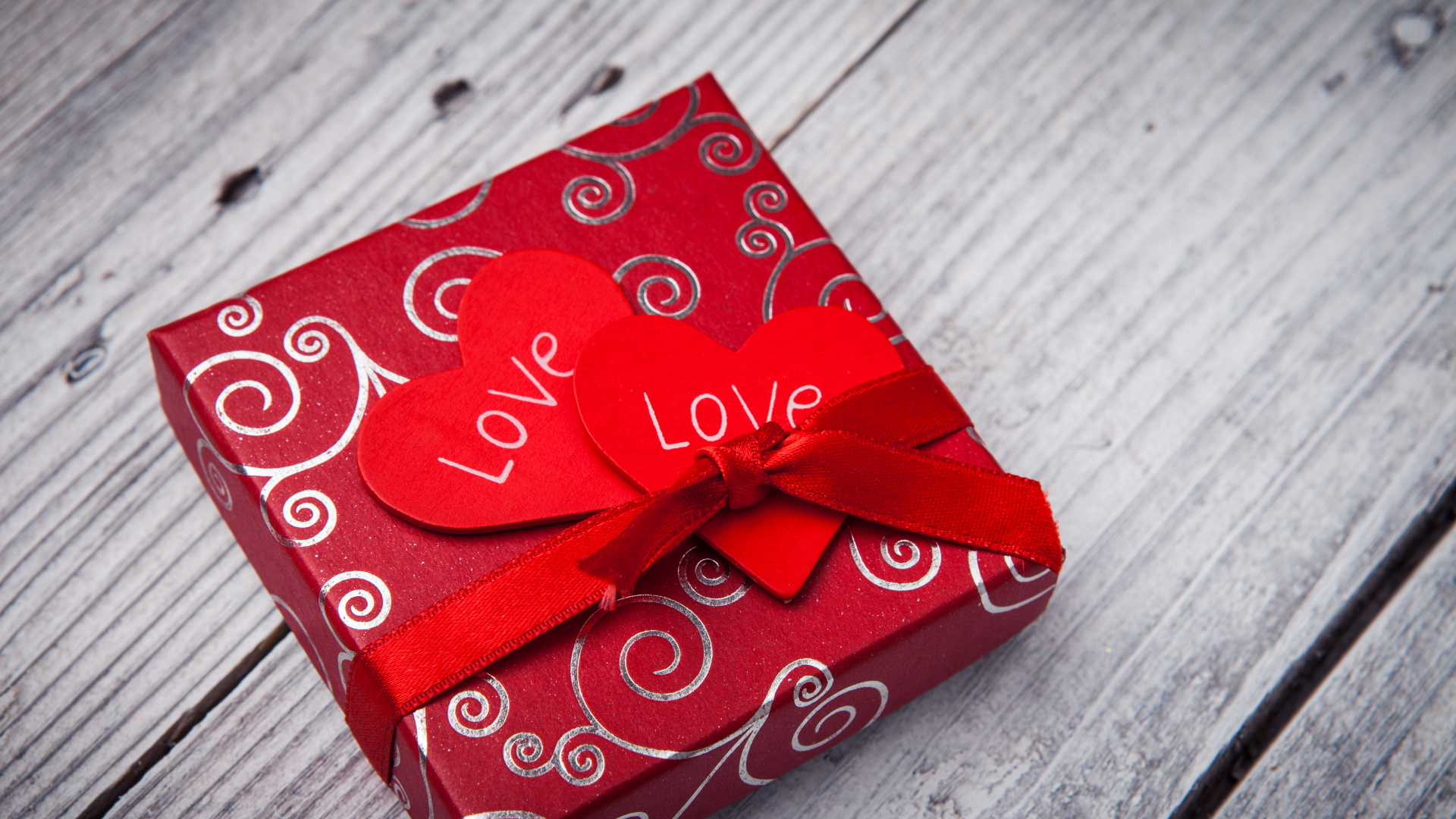 Обои лента, любовь, День Святого Валентина, красный цвет, подарочная упаковка в разрешении 1920x1080
