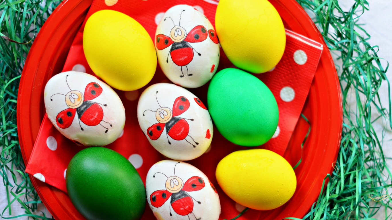 Обои пасхальное яйцо, яйцо, пища, пасха, привычная пища в разрешении 1366x768