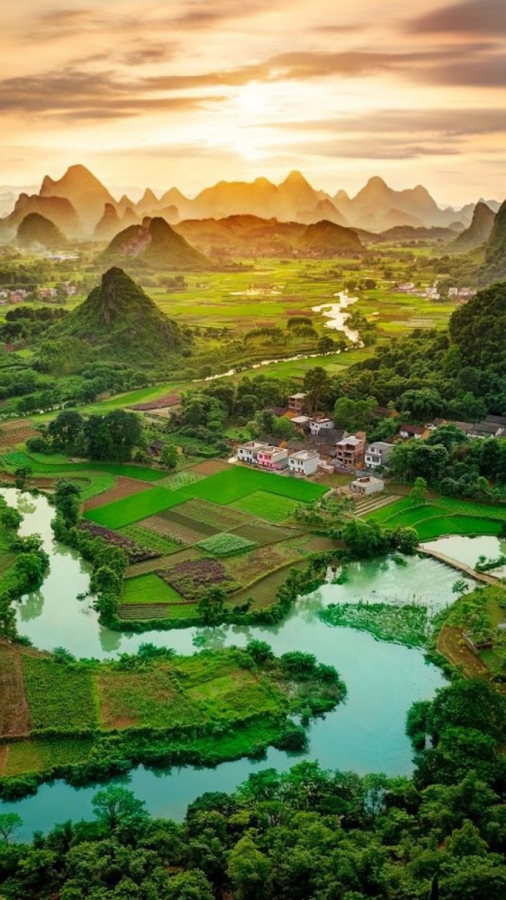 Обои природа, гора, нагорье, горная станция, пейзажи гор в разрешении 720x1280