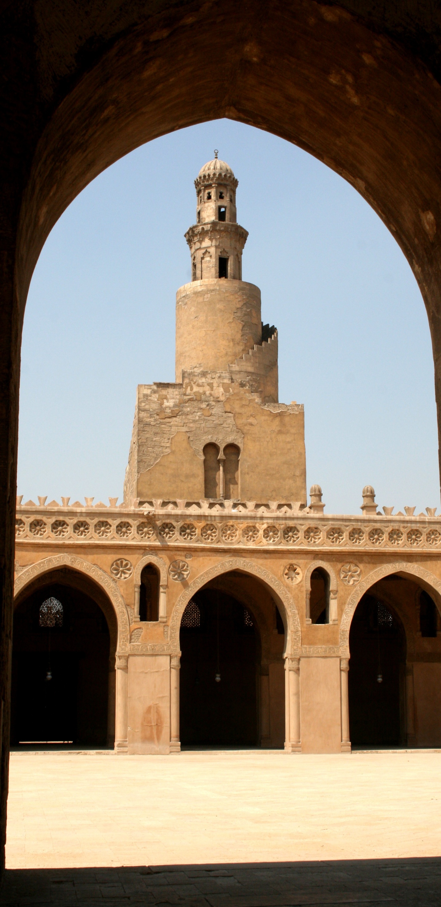 Обои минарет, арка, историческое место, здание, фортификация в разрешении 1440x2960
