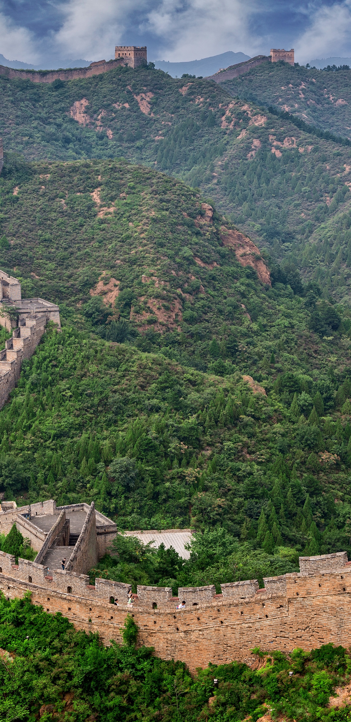 Обои Jinshanling, великая Китайская стена, горный рельеф, горная станция, гора в разрешении 1440x2960