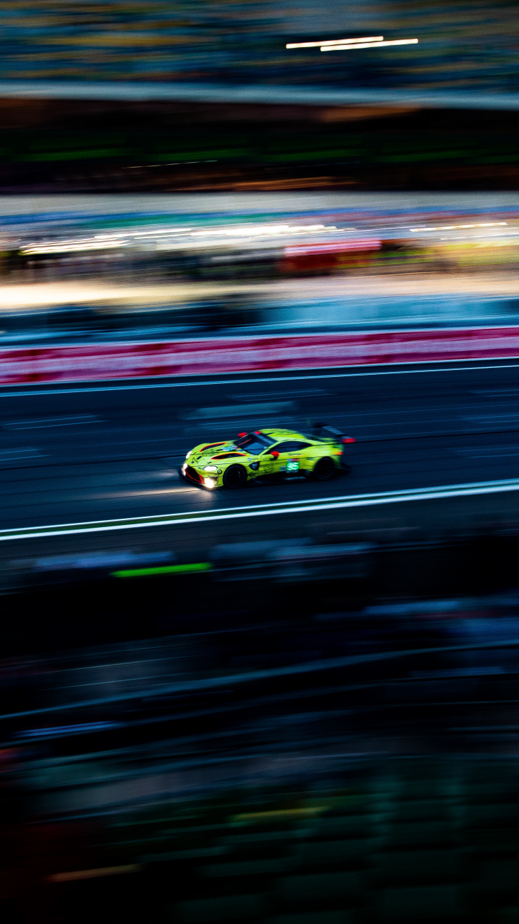 Обои выносливость гонки мотоспорт, ипподром, желтый, гоночный автомобиль, предпринимательство в разрешении 750x1334