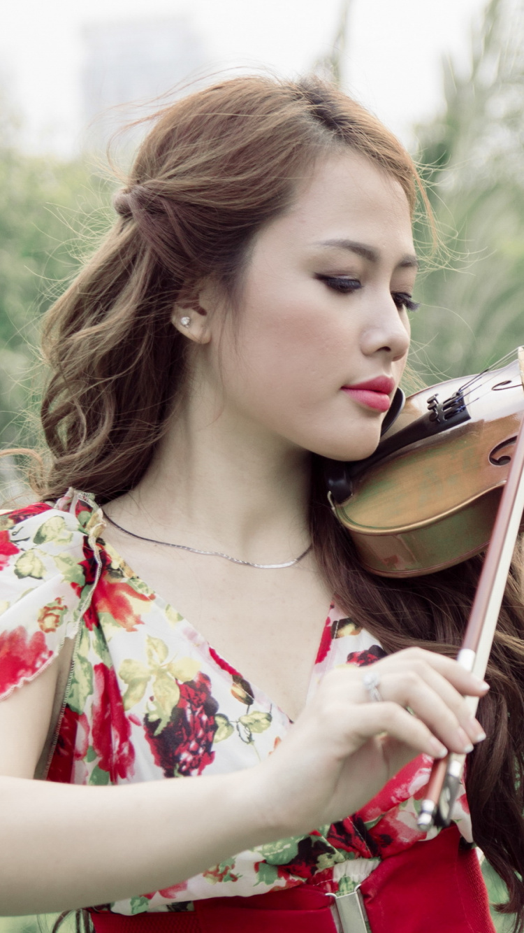 Обои скрипка, скрипач, альтист, скрипка семья, музыкальный инструмент в разрешении 750x1334