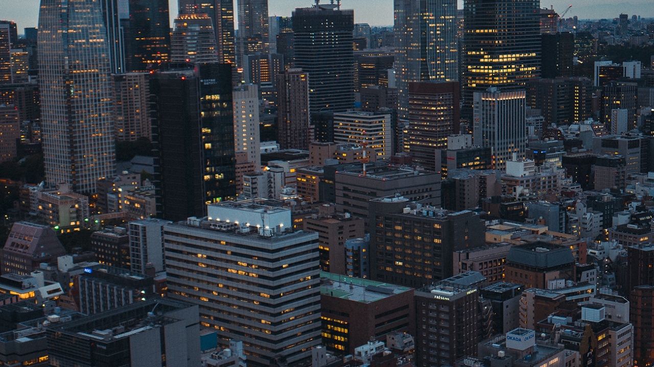 Обои токийская башня, здание, башня, дневное время, городской район в разрешении 1280x720