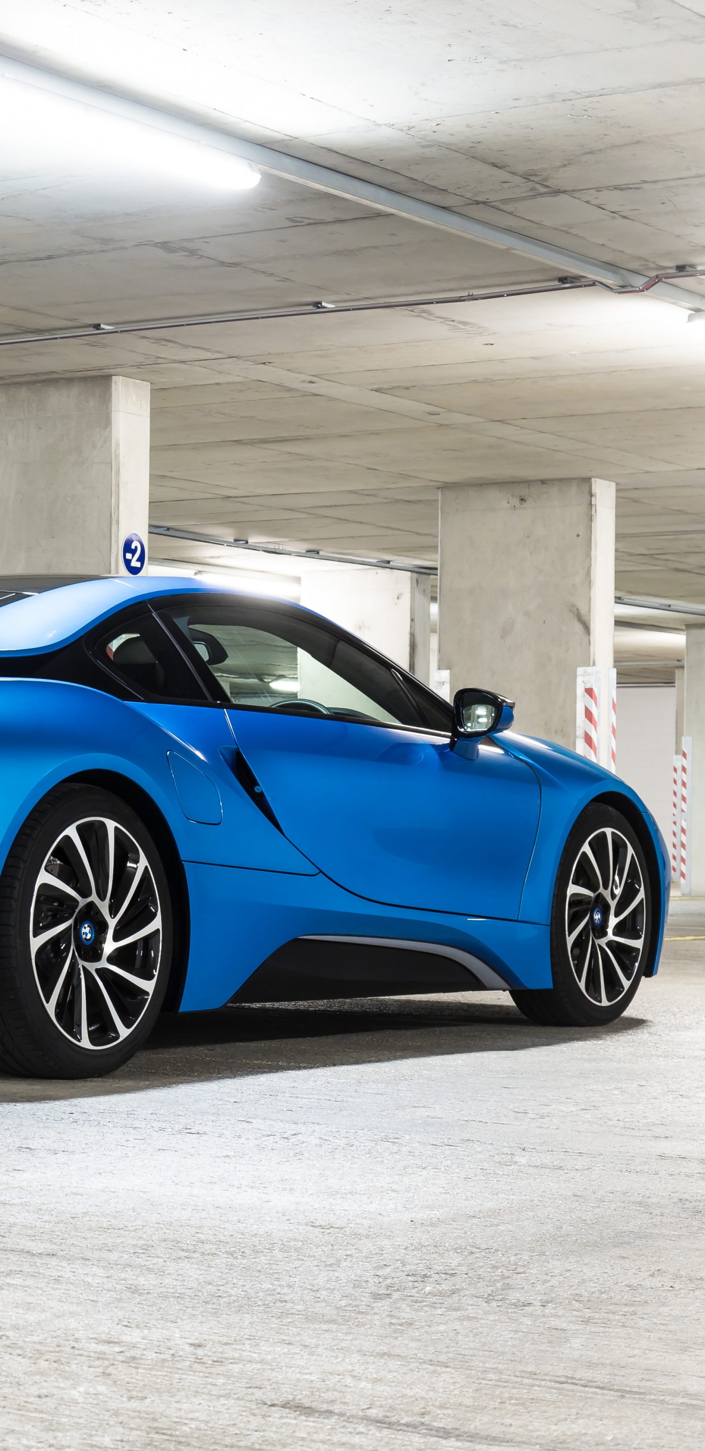 Обои суперкар, зеркало заднего вида, авто, электромобиль, спортивный автомобиль в разрешении 1440x2960