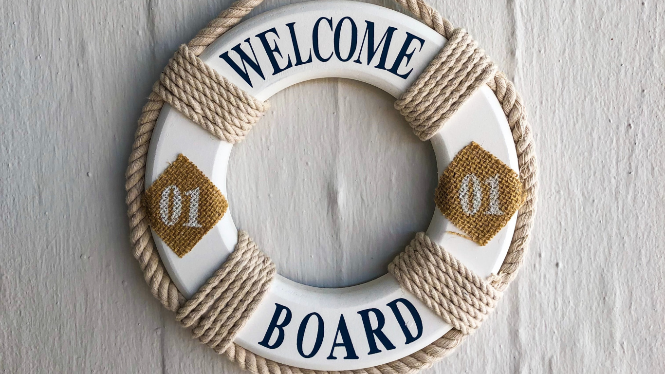 Обои рождественский орнамент, модный аксессуар, ювелирные изделия, кулон, ожерелье в разрешении 1366x768