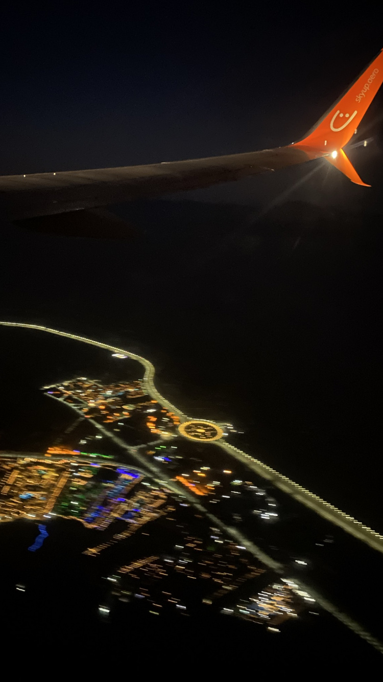 Обои ночь, город, пейзаж, полночь, дорога в разрешении 750x1334