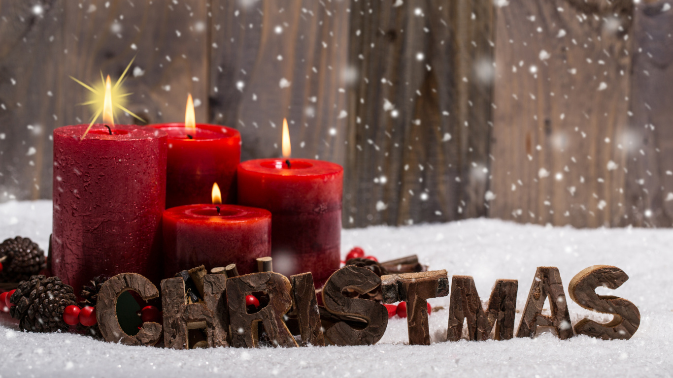 Обои Рождественский день, свеча, Рождественские украшения, елка, праздник в разрешении 1366x768