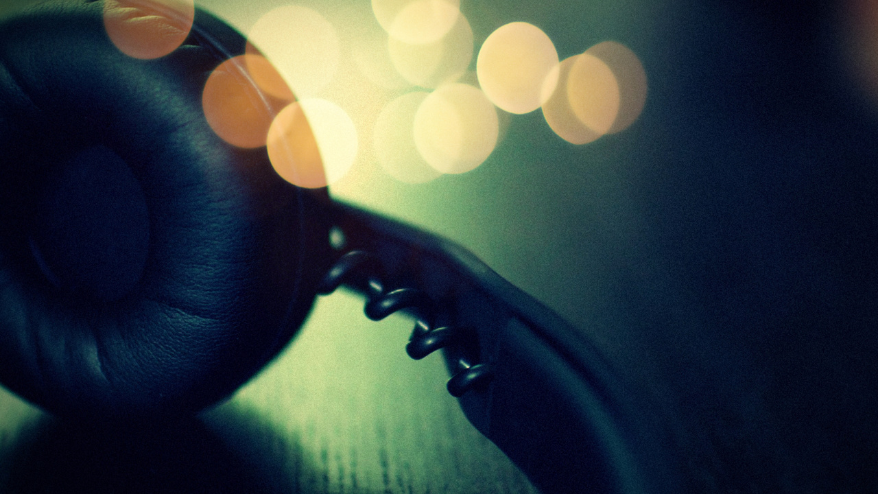 Обои свет, темнота, звуковое оборудование, крупный план, солнечный свет в разрешении 1280x720