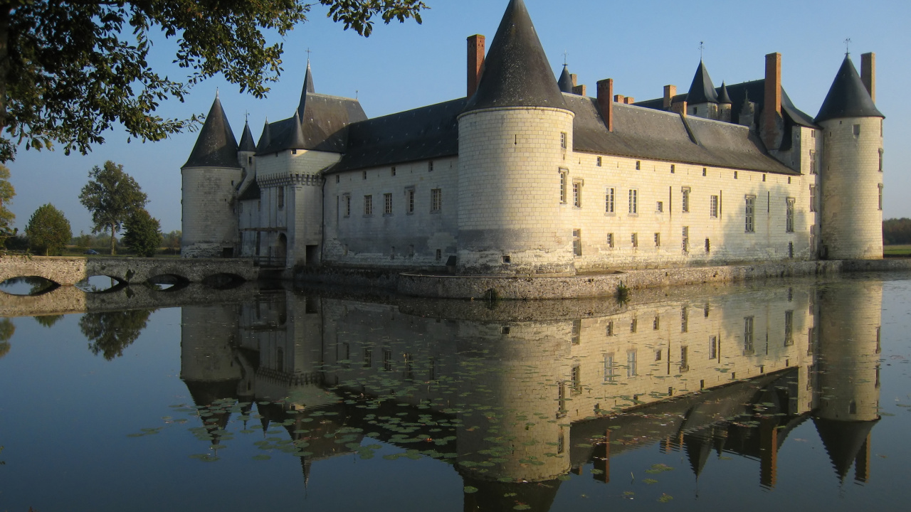 Обои Chteau дю Плесси-Bourr, Анжу, замок, отражение, водный замок в разрешении 1280x720