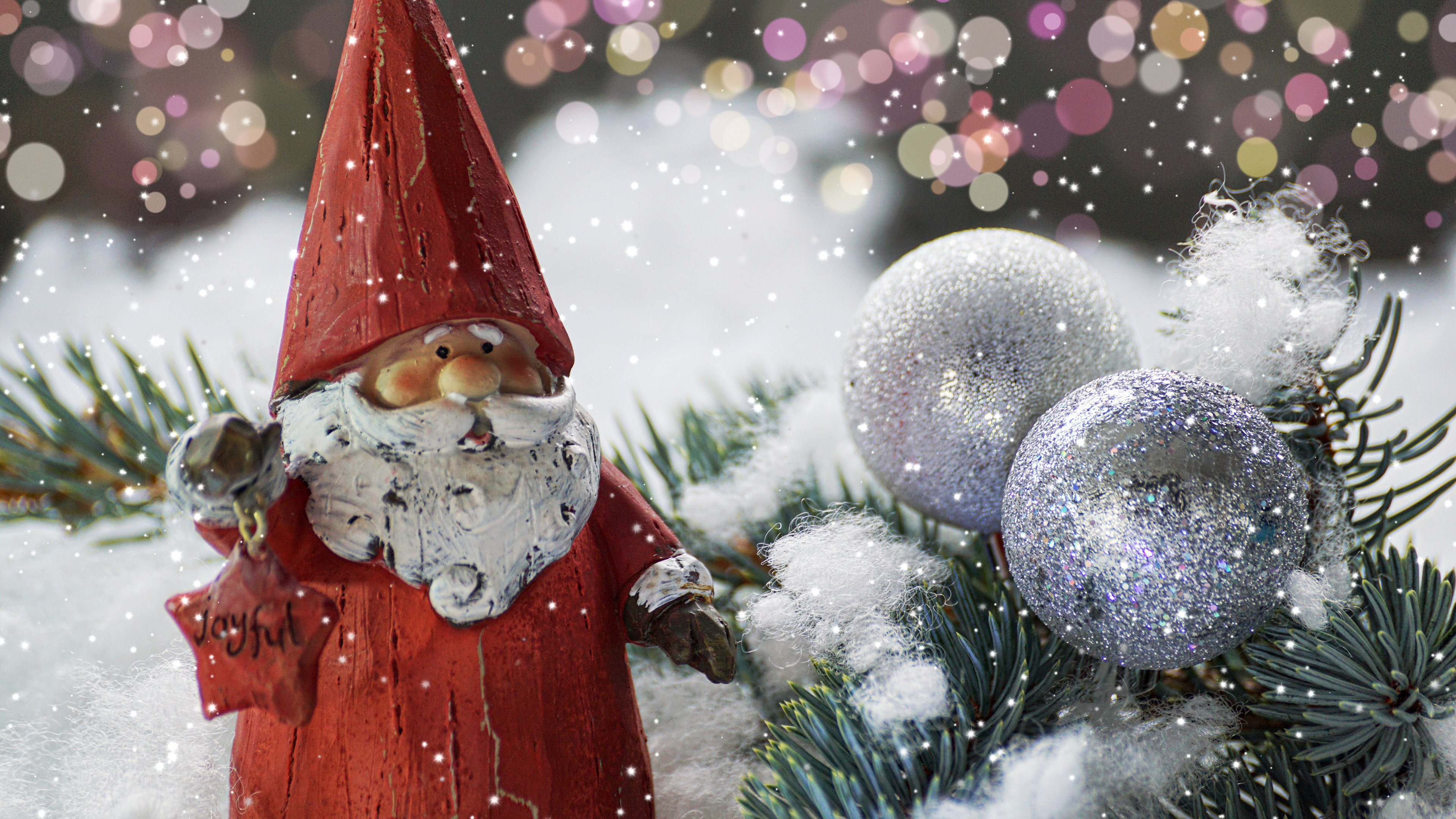 Обои Рождественский день, Рождественские украшения, рождественский орнамент, елка, Санта-Клаус в разрешении 3840x2160