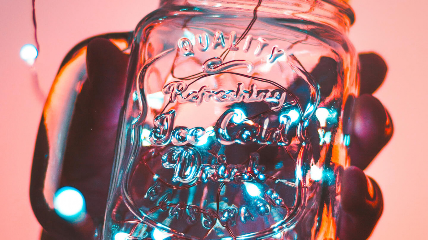 Обои свет, автомобильное освещение, арт, полутона и оттенки, провод в разрешении 1366x768