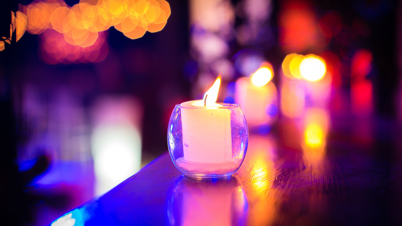 Обои свеча, освещение, синий, свет, пурпур в разрешении 1366x768