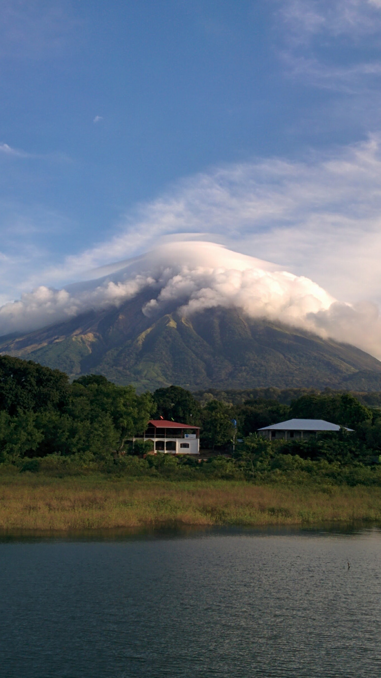 Обои пейзажи гор, нагорье, вулкан, гора, стратовулкан в разрешении 750x1334