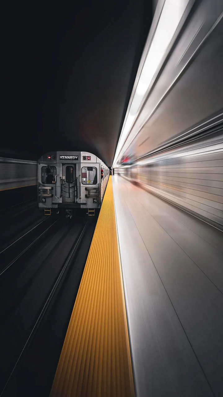 Обои свет, угол, автомобильное освещение, дерево, симметрия в разрешении 720x1280