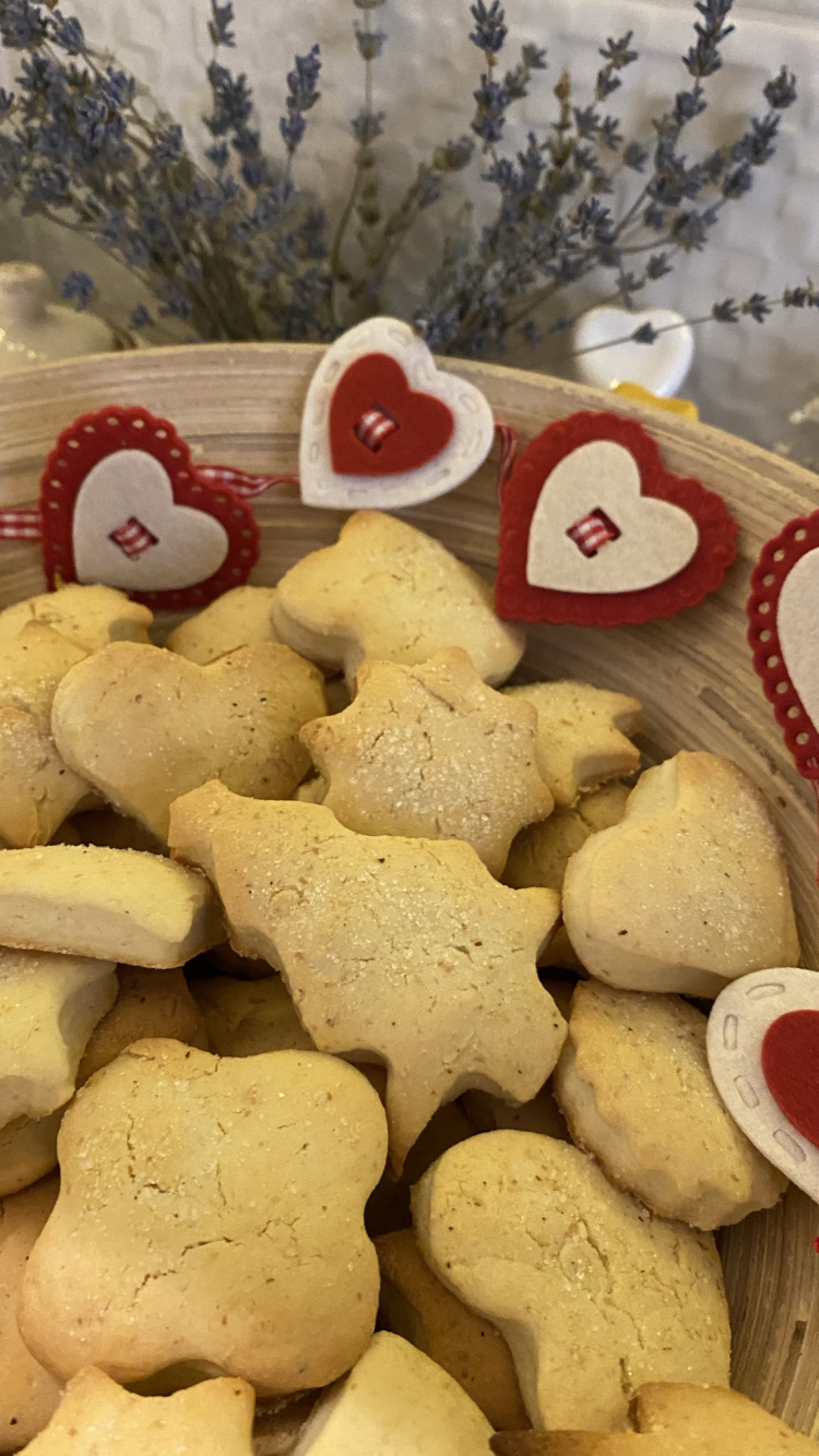 Обои bredele, lebkuchen, имбирный пряник, щипцы для орехов, выпечка в разрешении 750x1334