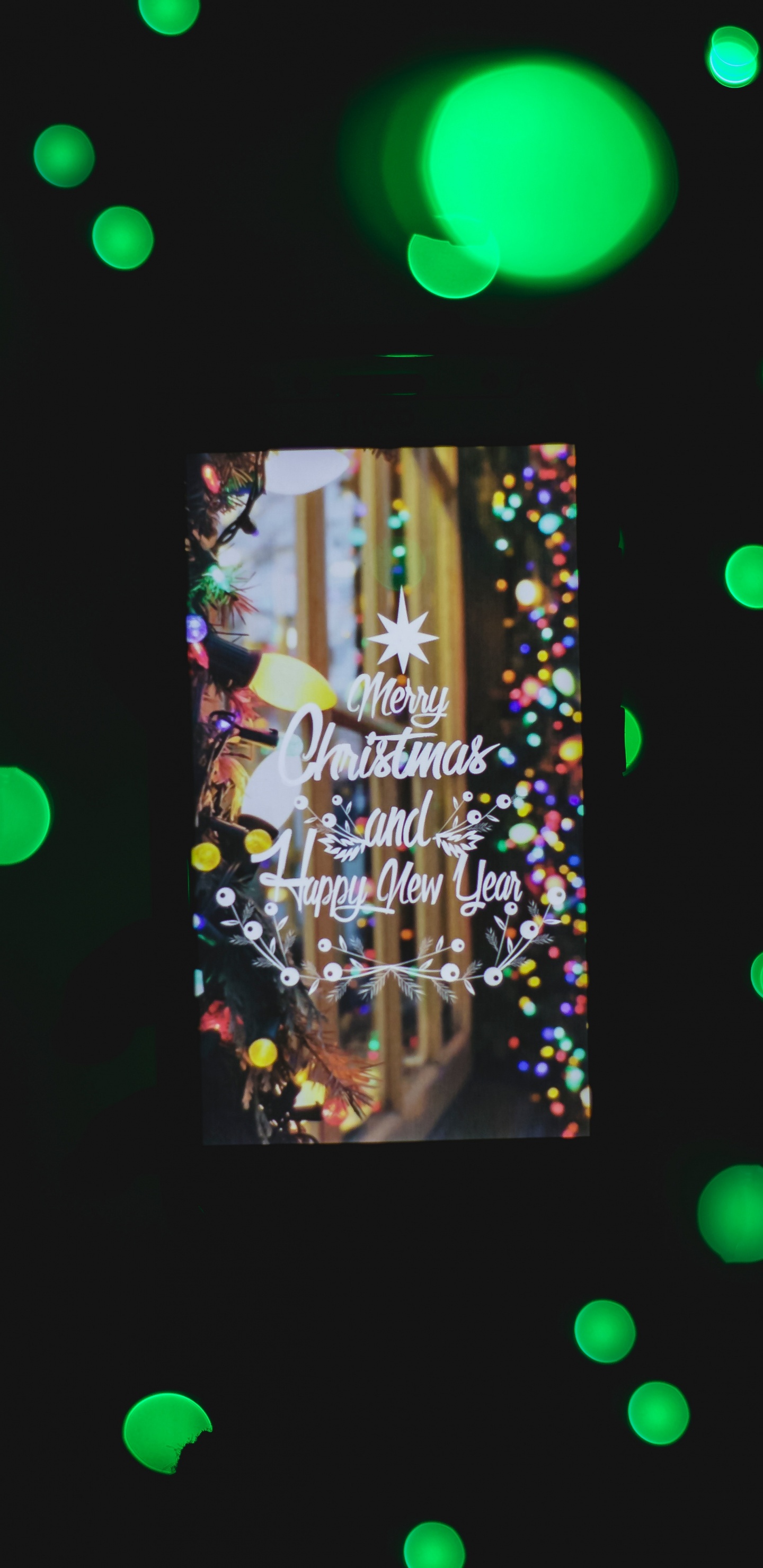 Обои Рождественский день, зеленый, свет, технологии, круг в разрешении 1440x2960