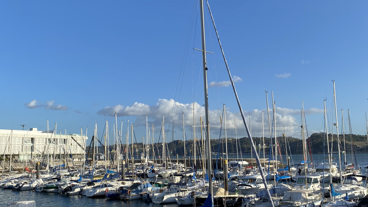 Обои Марина, яхта, мачта, судно, вода в разрешении 1280x720