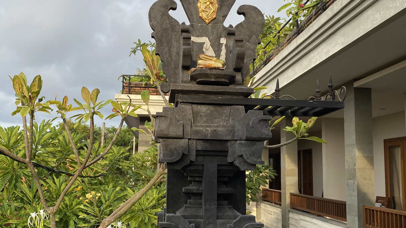 Обои Индонезия, бали, статуя, скульптура, сад в разрешении 1366x768