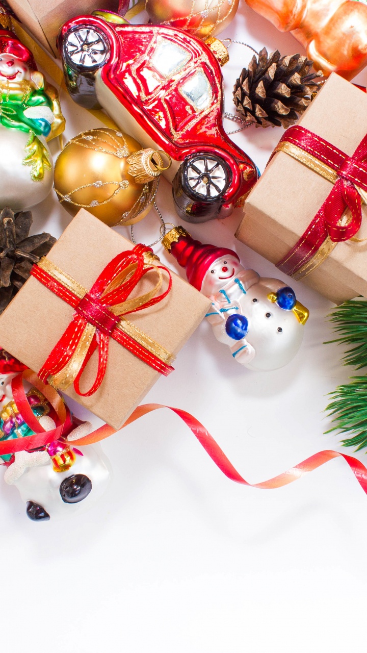 Обои Новый год, подарок, рождественский орнамент, Рождественские украшения, Рождество в разрешении 720x1280