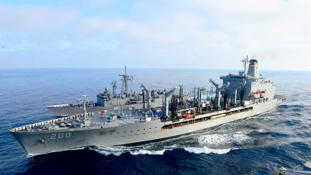 Обои военно морской флот США, USN от Гуадалупе-и-Т-АО-200, тяжелый крейсер, десантный вертолетоносец, Королевский Тайский Военно-Морской Флот в разрешении 1280x720