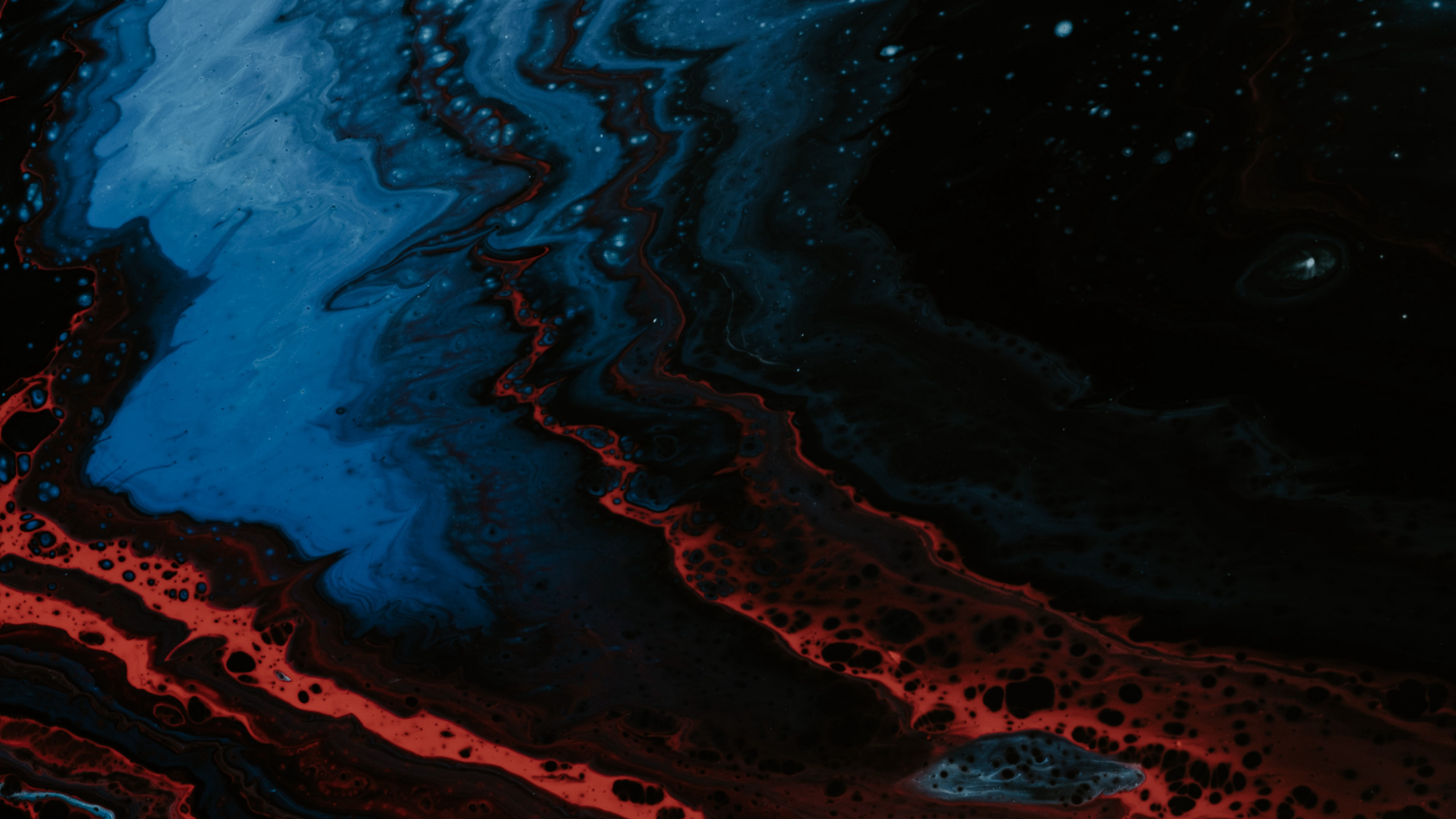 Обои вода, синий, природа, красный цвет, лава в разрешении 2560x1440