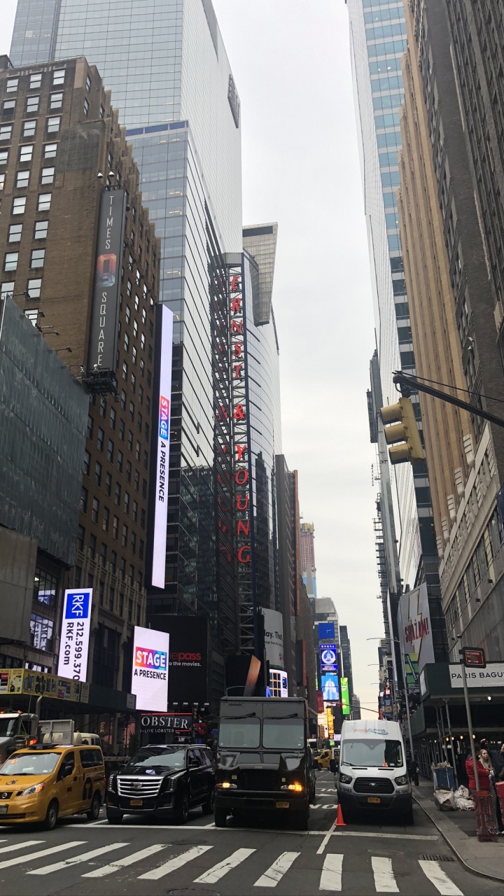 Обои Нью-Йорк, башня, метрополия, соседство, дорога в разрешении 720x1280