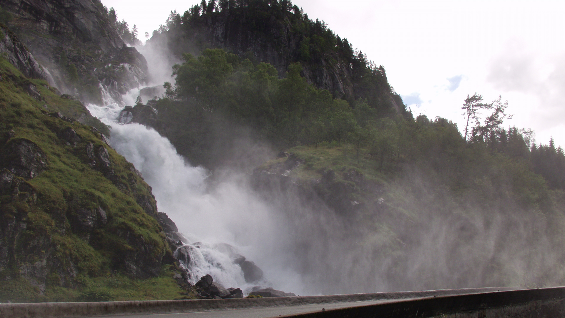 Обои водопад, гидроресурсы, водоем, вода, водоток в разрешении 1920x1080