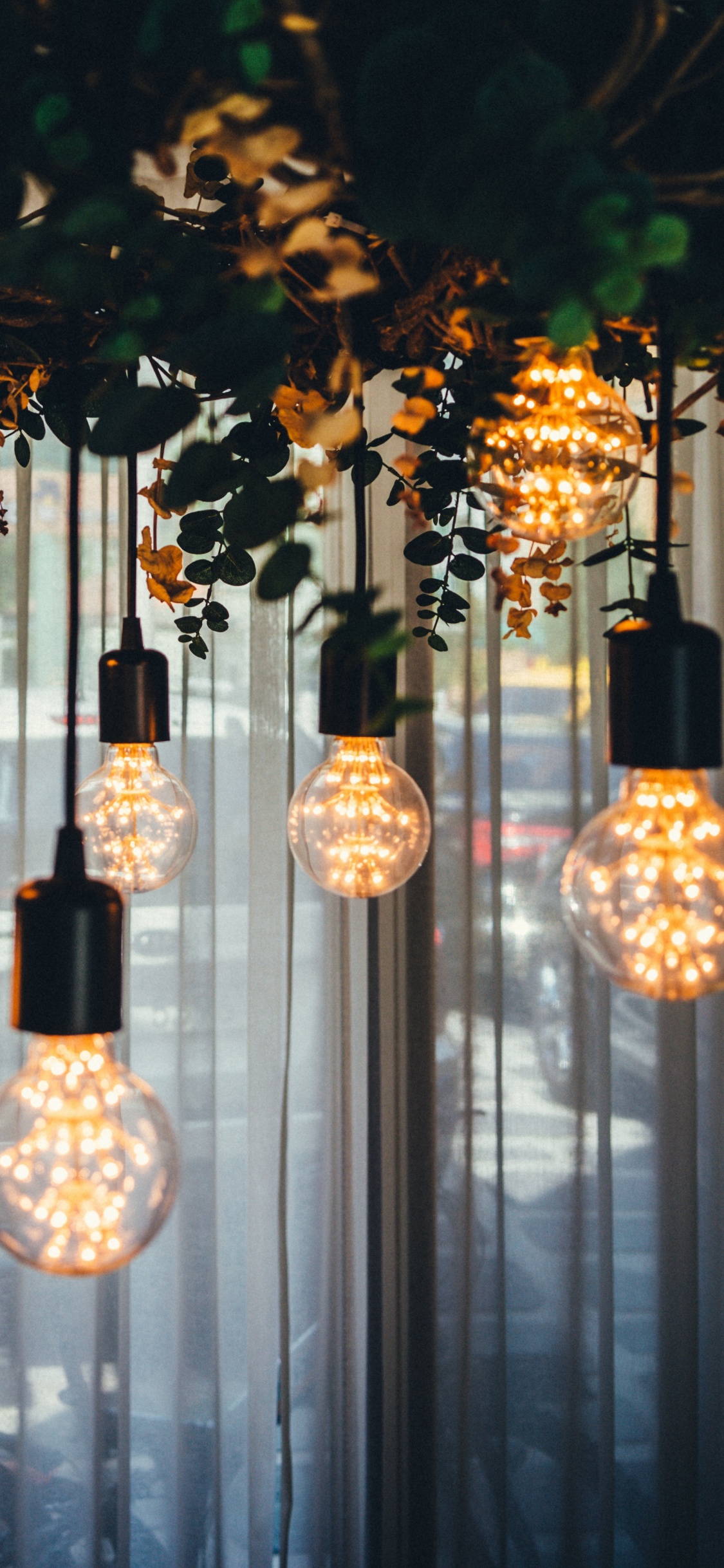 Обои освещение, кулон свет, свет, Лампа накаливания, дизайн в разрешении 1125x2436