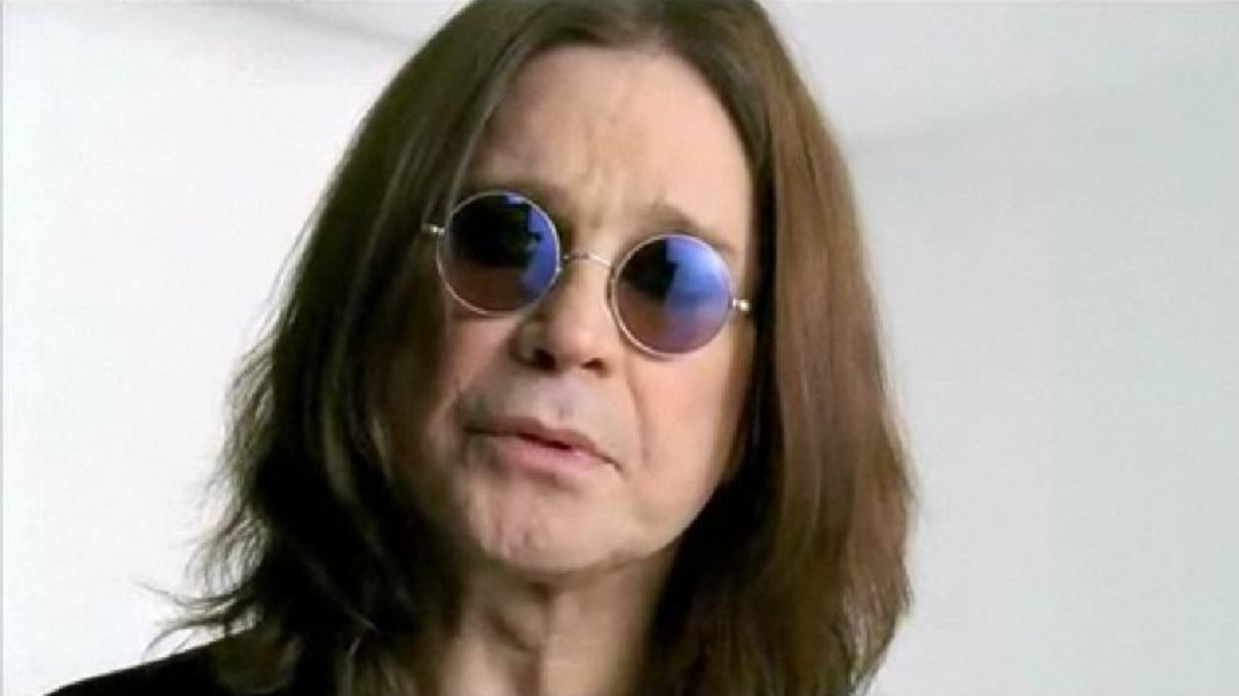 Обои очки, солнечные очки, нос, мир warcraft туманы Пандарии, честная игра в разрешении 1366x768