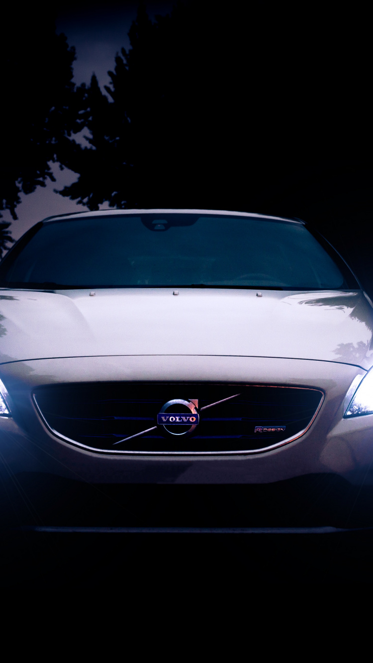 Обои Автомобили Volvo, компания volvo, Хэтчбек, авто, фара в разрешении 750x1334