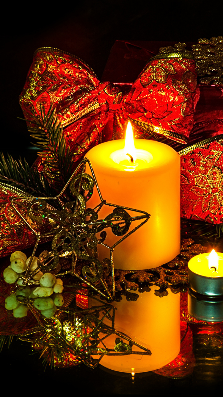 Обои Рождественский день, праздник, освещение, натюрморт, Рождественские украшения в разрешении 750x1334
