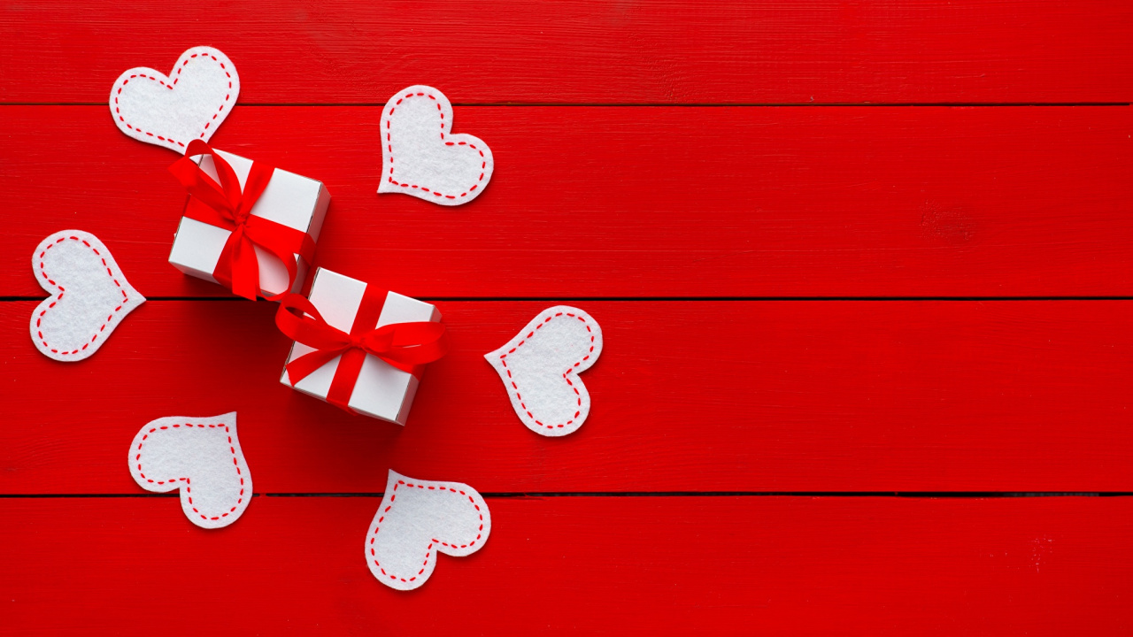 Обои сердце, красный цвет, День Святого Валентина, любовь, подарок в разрешении 1280x720