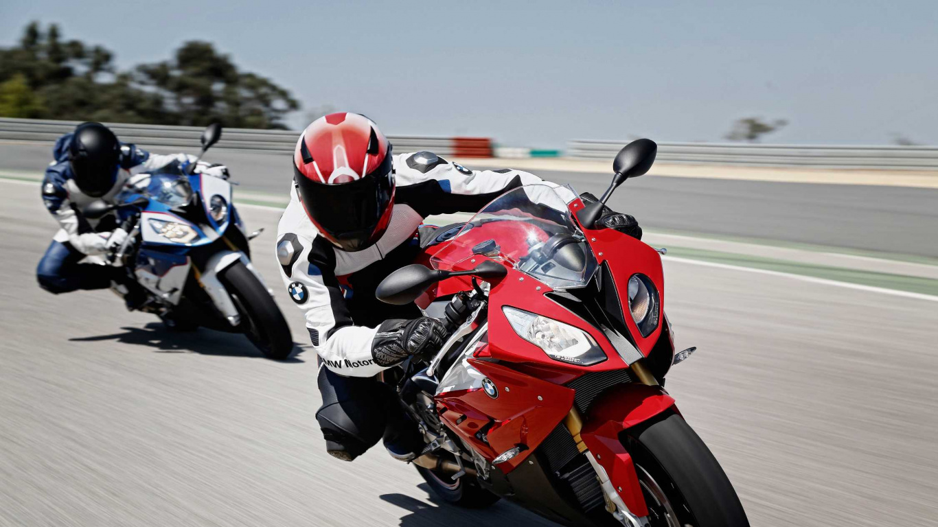 Обои мотоцикл, спортивный мотоцикл, шоссейные, супербайк, мотоспорт в разрешении 1366x768