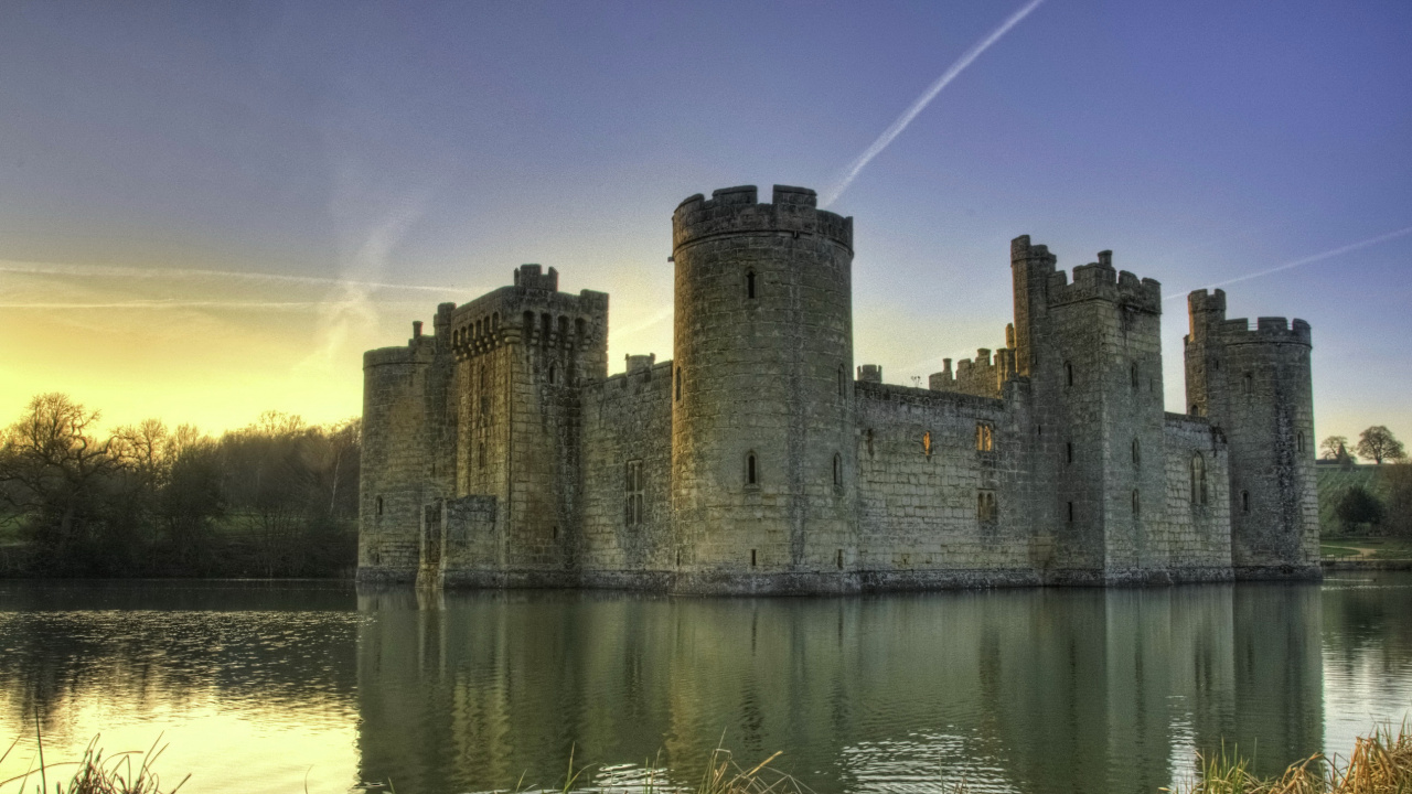 Обои замок, ров, фортификация, средневековая архитектура, водный замок в разрешении 1280x720