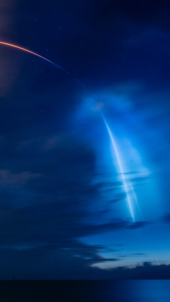 Обои SpaceX, экипаж дракона демо-2, космический экипаж-1, Международная космическая станция, синий в разрешении 720x1280