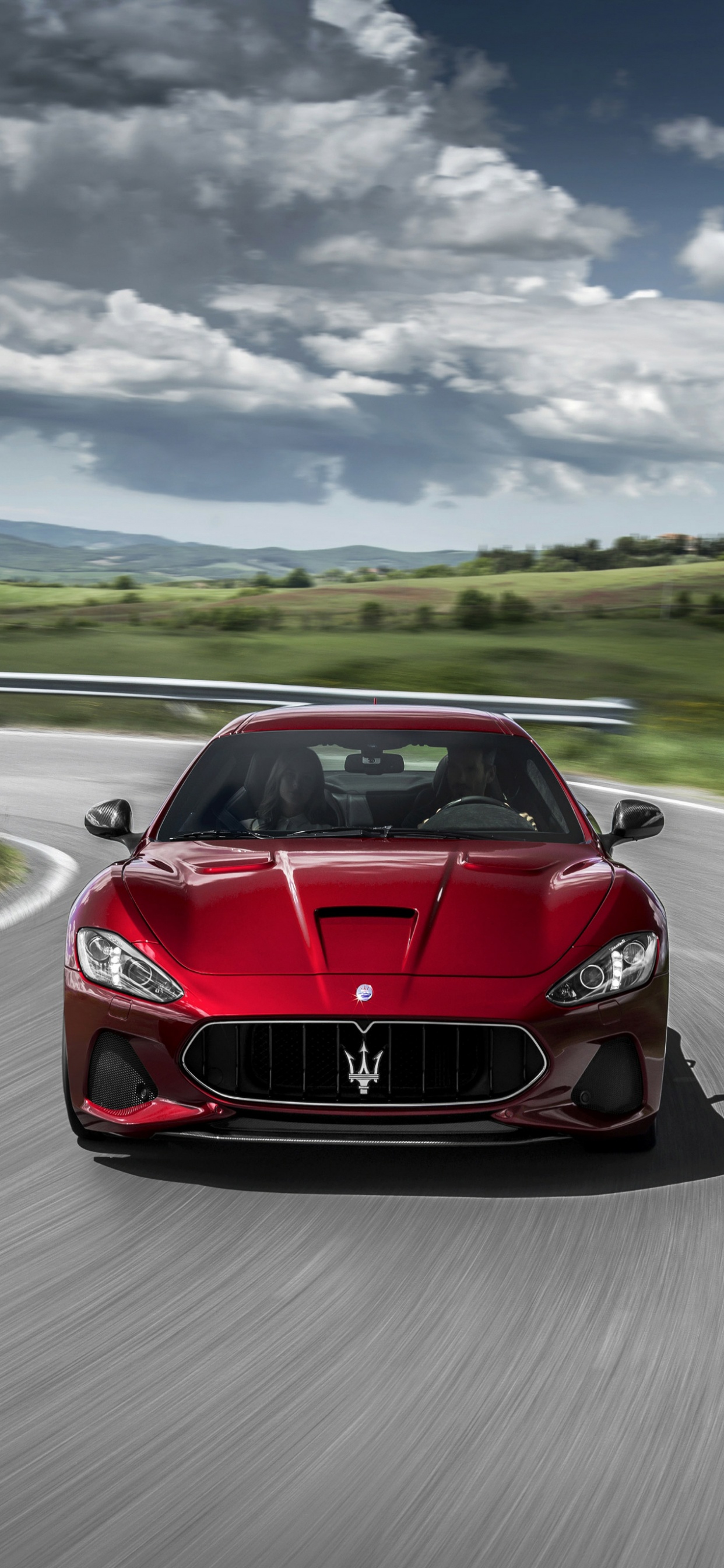 Обои 2017 Мазерати Прекрасная, Мазерати, Мазерати Получил, Гранд туреры, авто в разрешении 1242x2688