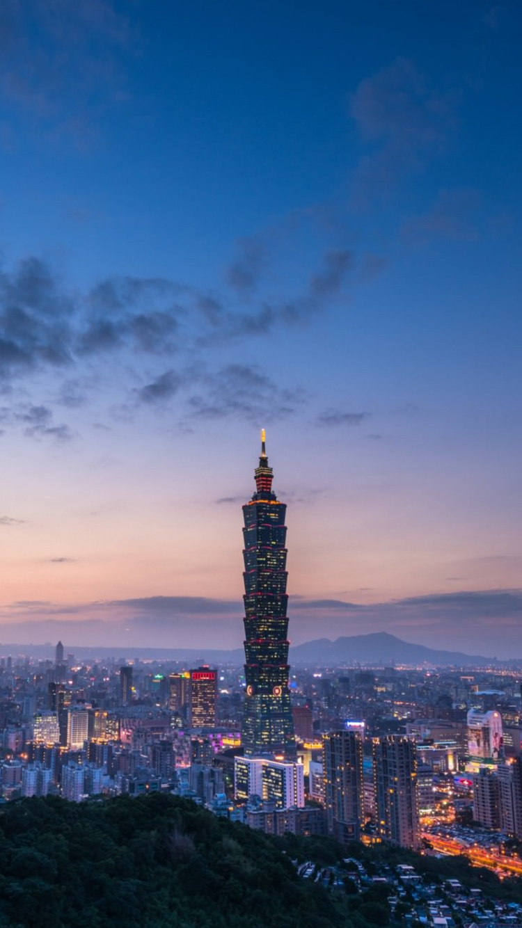 Обои городской пейзаж, город, городской район, небоскреб, дневное время в разрешении 750x1334