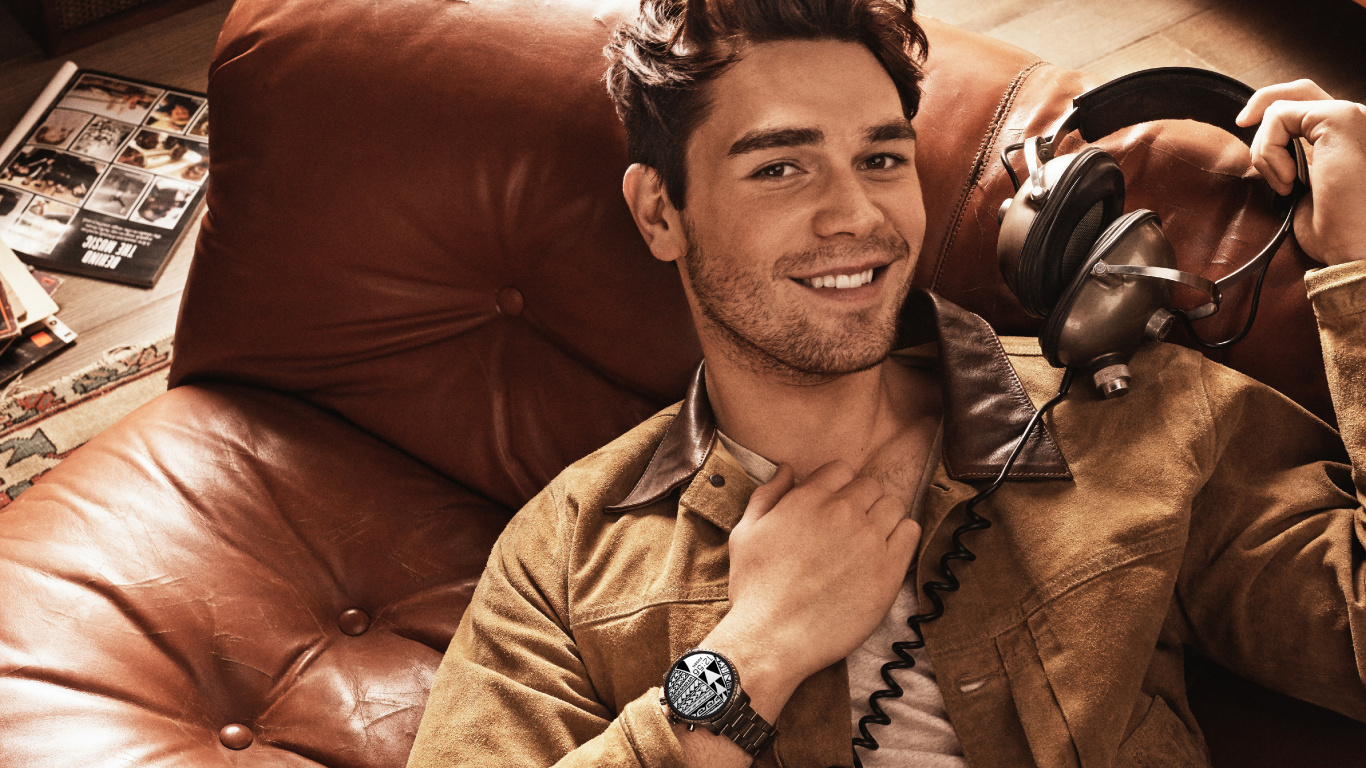 Обои кдж апа тан, КДж АПА, Ривердейл, Арчи Эндрюс, Награда `` Выбор подростков 2018 '' в разрешении 1366x768