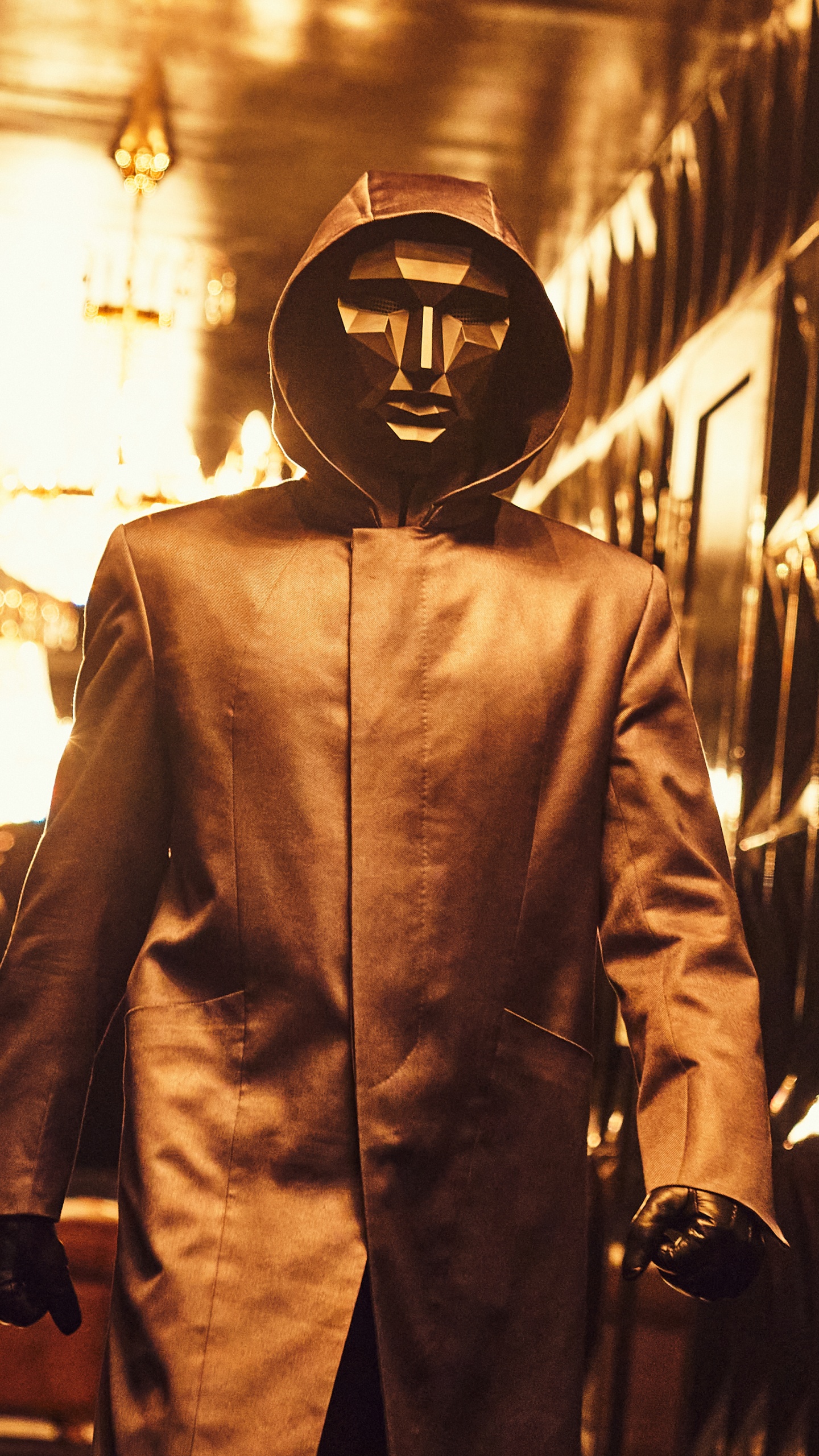 Обои игра в кальмара, хост игры кальмаров, Сон Ги-Хун, о иль-нам, нетфликс в разрешении 1440x2560