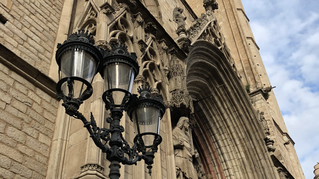 Обои ориентир, средневековье, средневековая архитектура, готическая архитектура, классическая архитектура в разрешении 1280x720