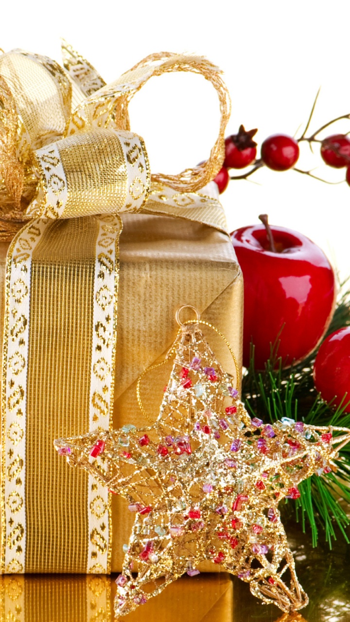 Обои Новый год, счастье, натюрморт, Рождество, Рождественские украшения в разрешении 720x1280