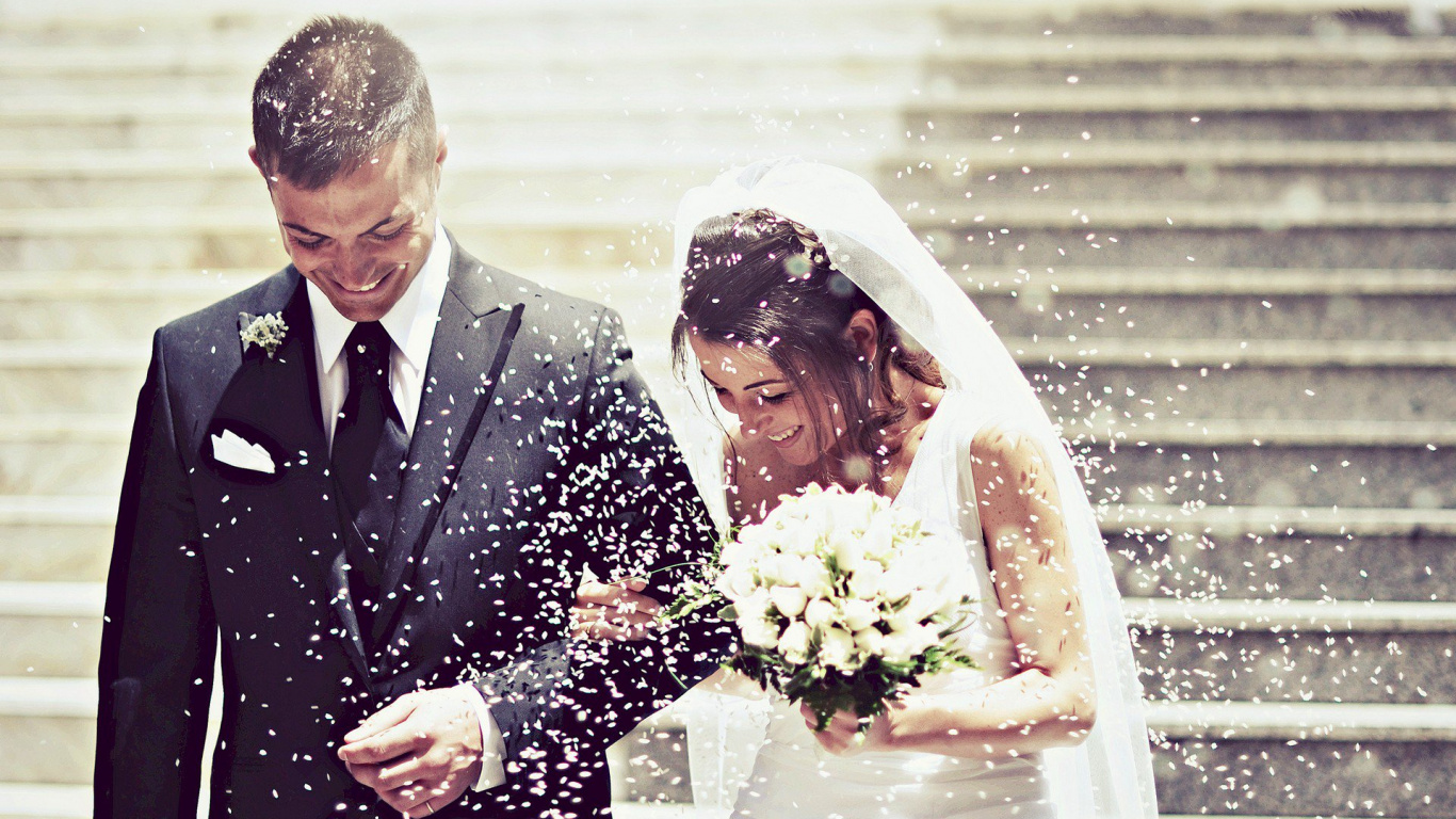 Обои брак по любви, жених, пара, мимика, подвенечное платье в разрешении 1366x768